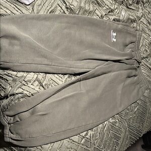 Under Armour sweats